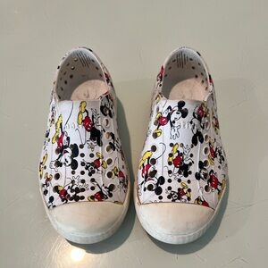 GUC Disneyland Park Mickey Native Slip On Shoes 8C
